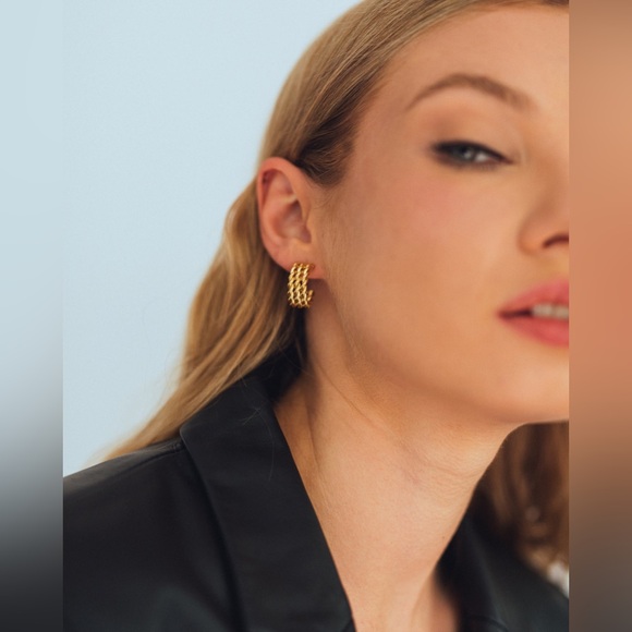 NEW💎18K Gold Plated Braided Hoop Earrings*Rope Chain Earrings*Twisted Hoop - Picture 2 of 11